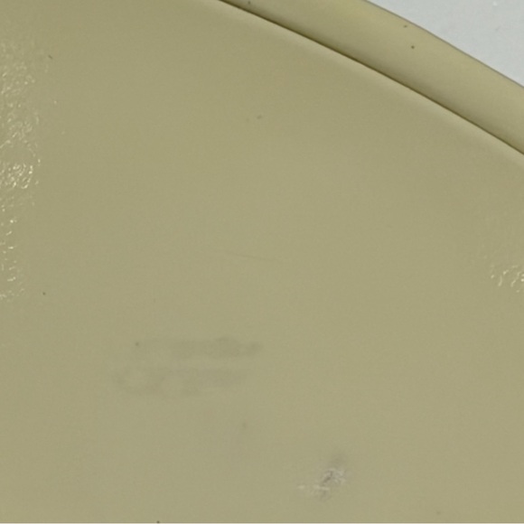 🚨Valentino Garavani Ivory Patent Bow Wedge Sandals 38.5 - Picture 10 of 14